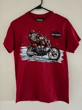 Harley-Davidson Red Graphic Tee with Black Logo Tag